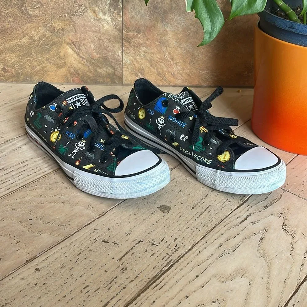 Converse Gamer Chuck Taylor All Star Low Top Little/Big Kids size 4